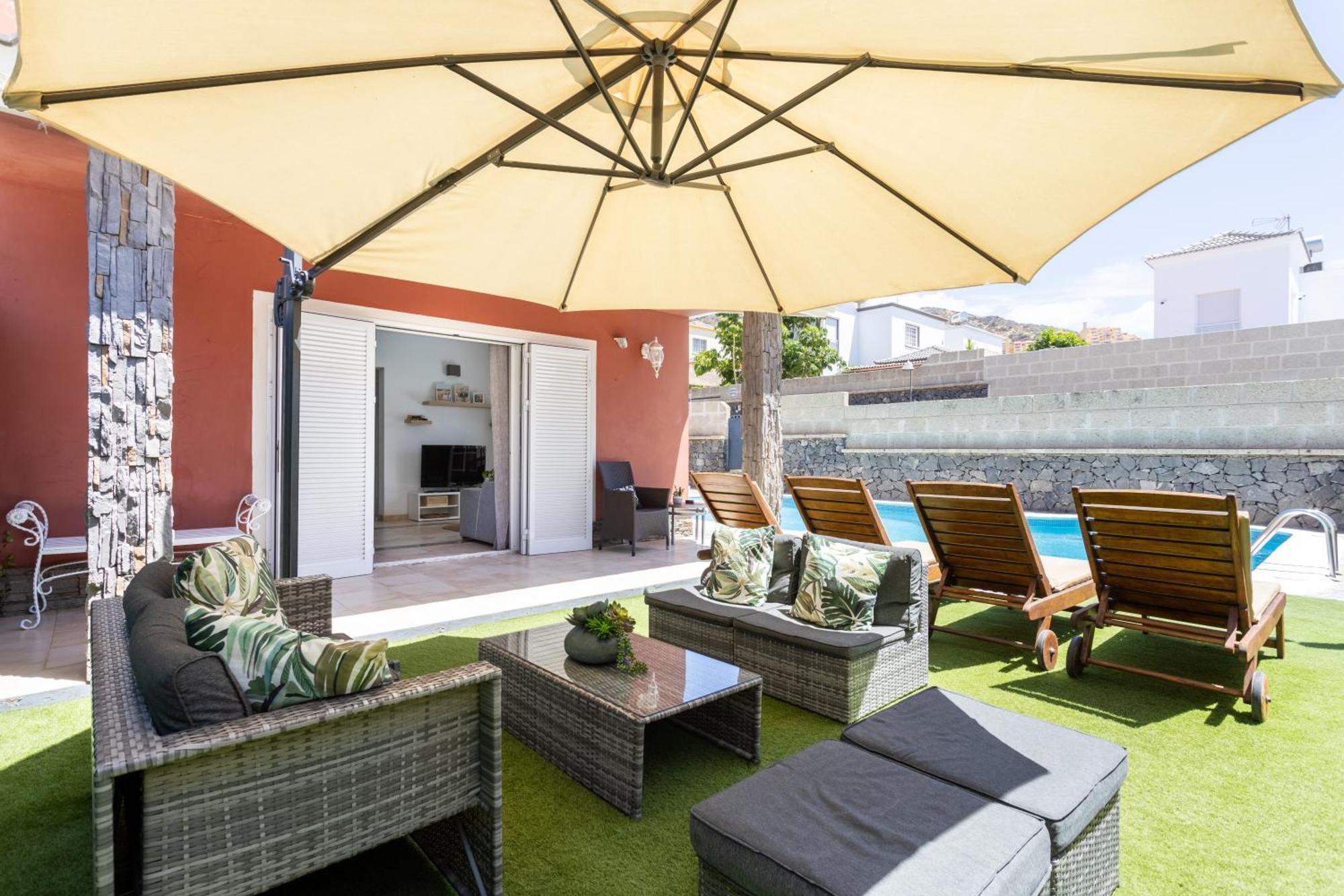 Villa Chloe Costa Adeje Tenerifesummervillas Giant Private Pool 11 Meters Long Exteriör bild